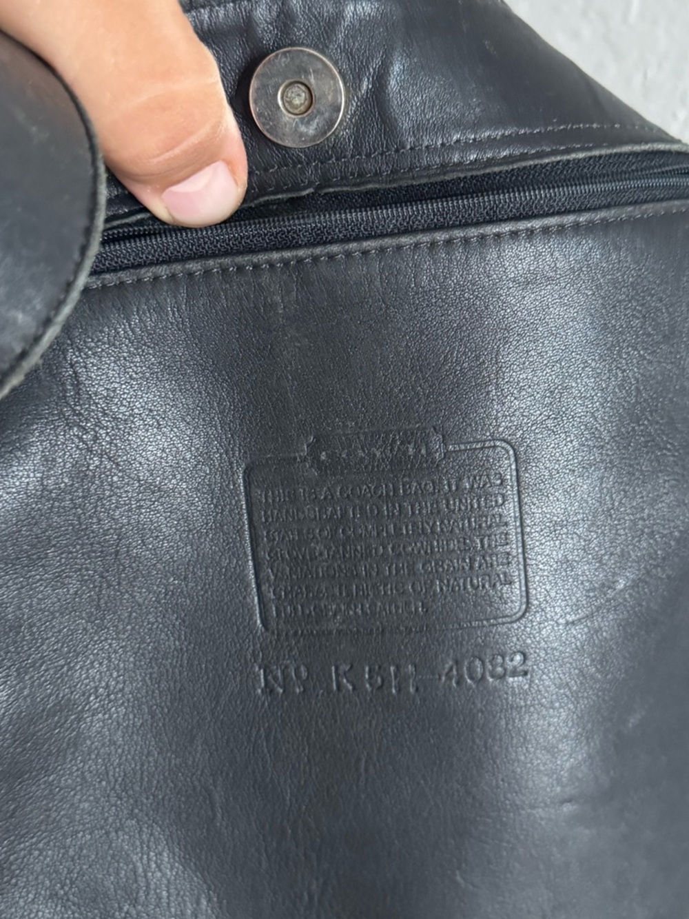 Vintage Coach Large Soho 4082 Black Leather Tote - Picture 5 of 7
